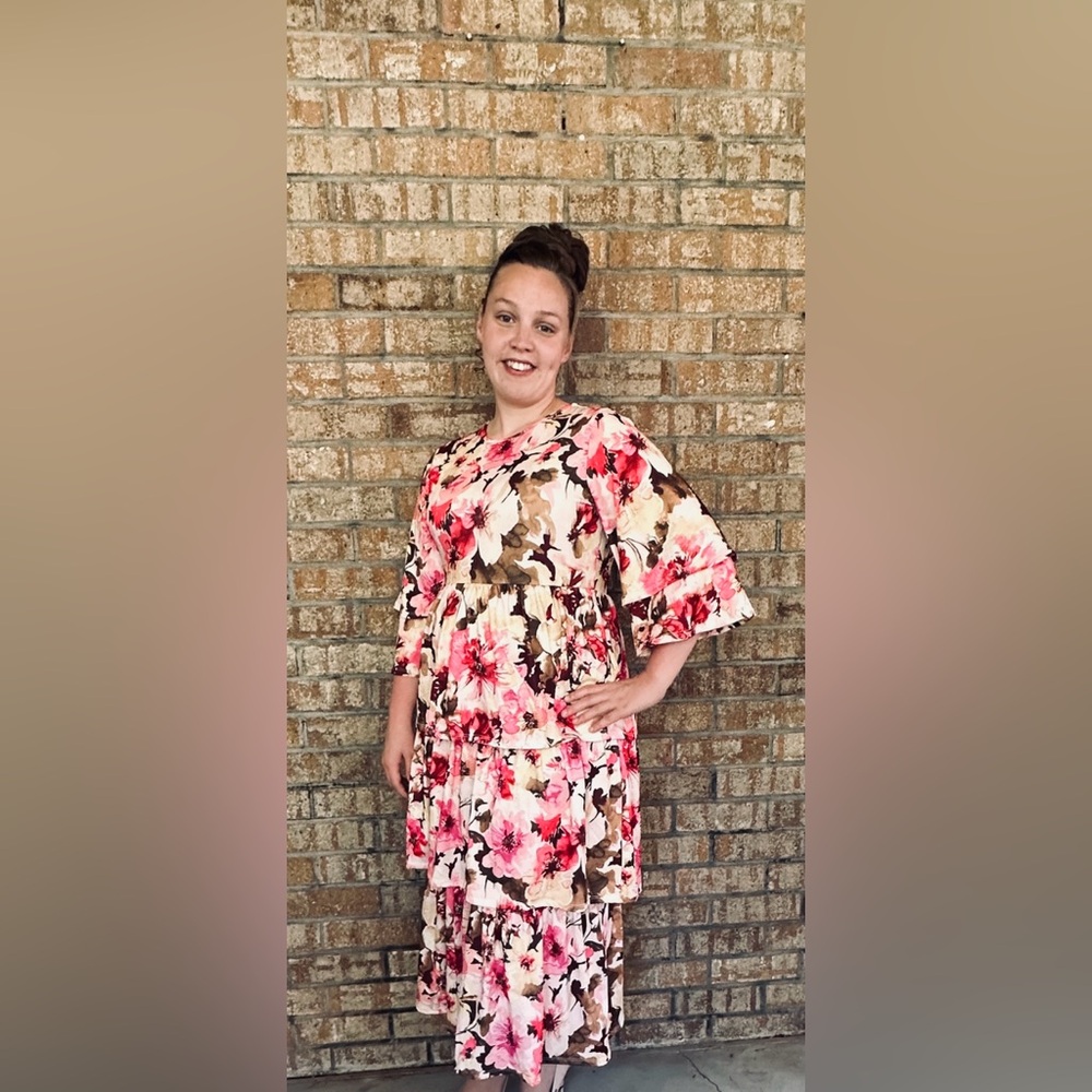 Becca Ruffle Dress - Picture 3 of 4